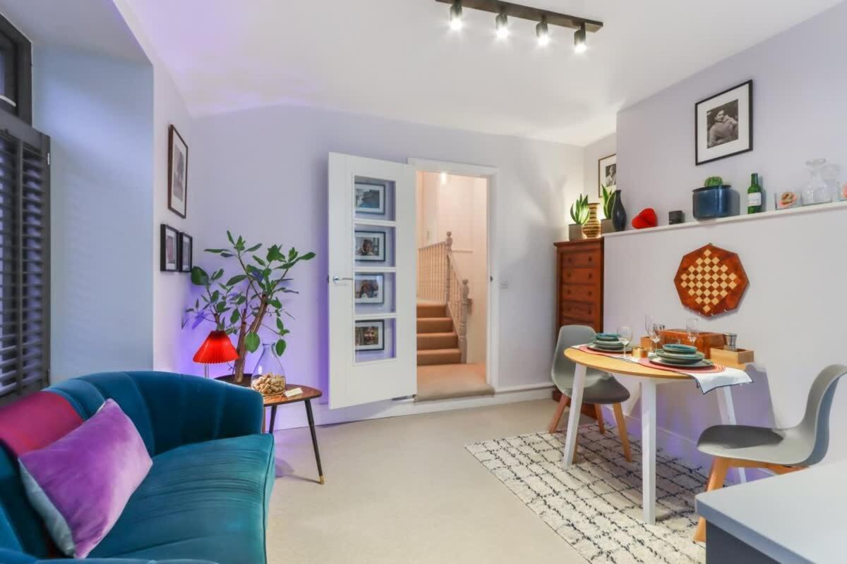 Modern Double Bedroom In City Apartment Room 1 London Exterior photo